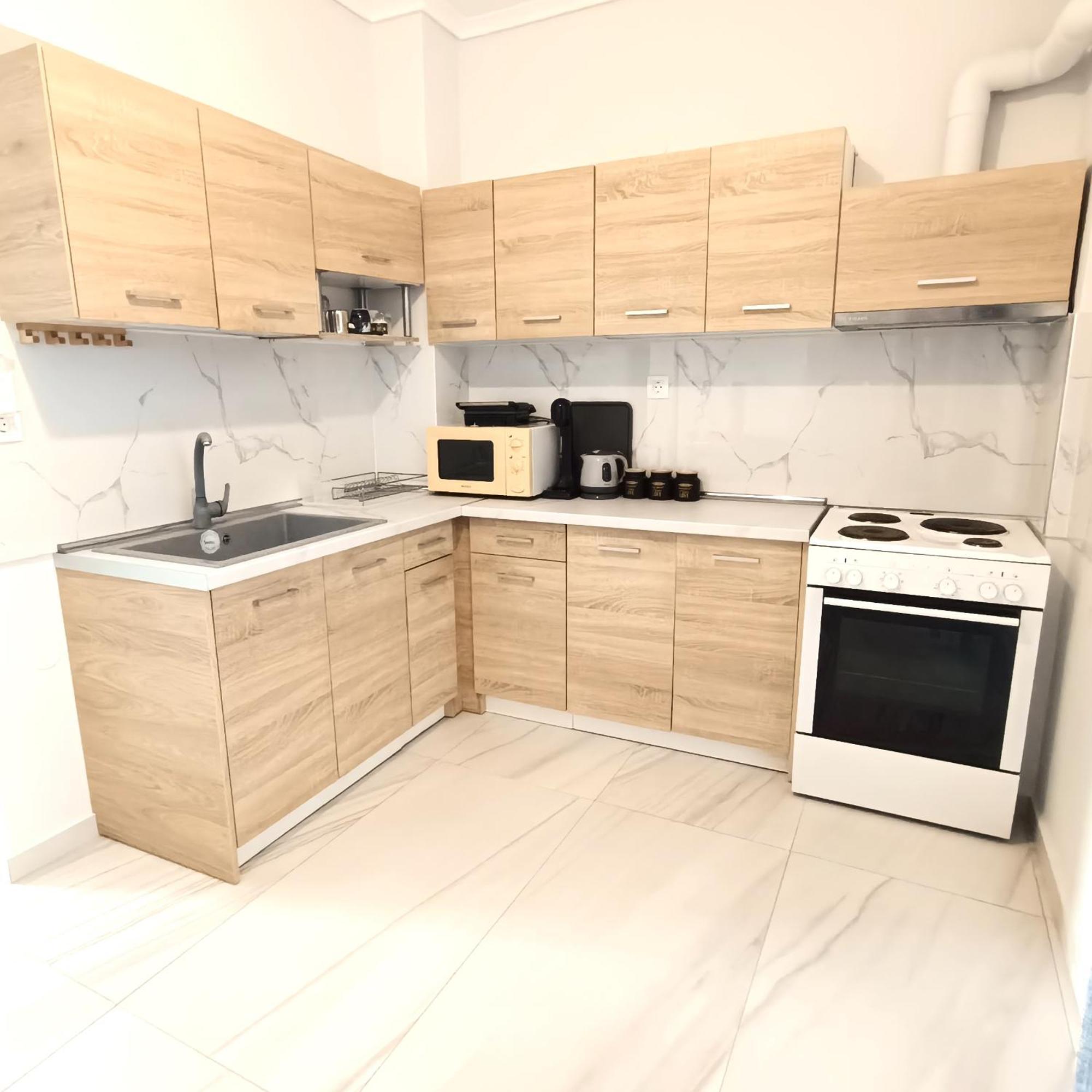 Comfort Corner 75M2 100Mbs Salonic Exterior foto