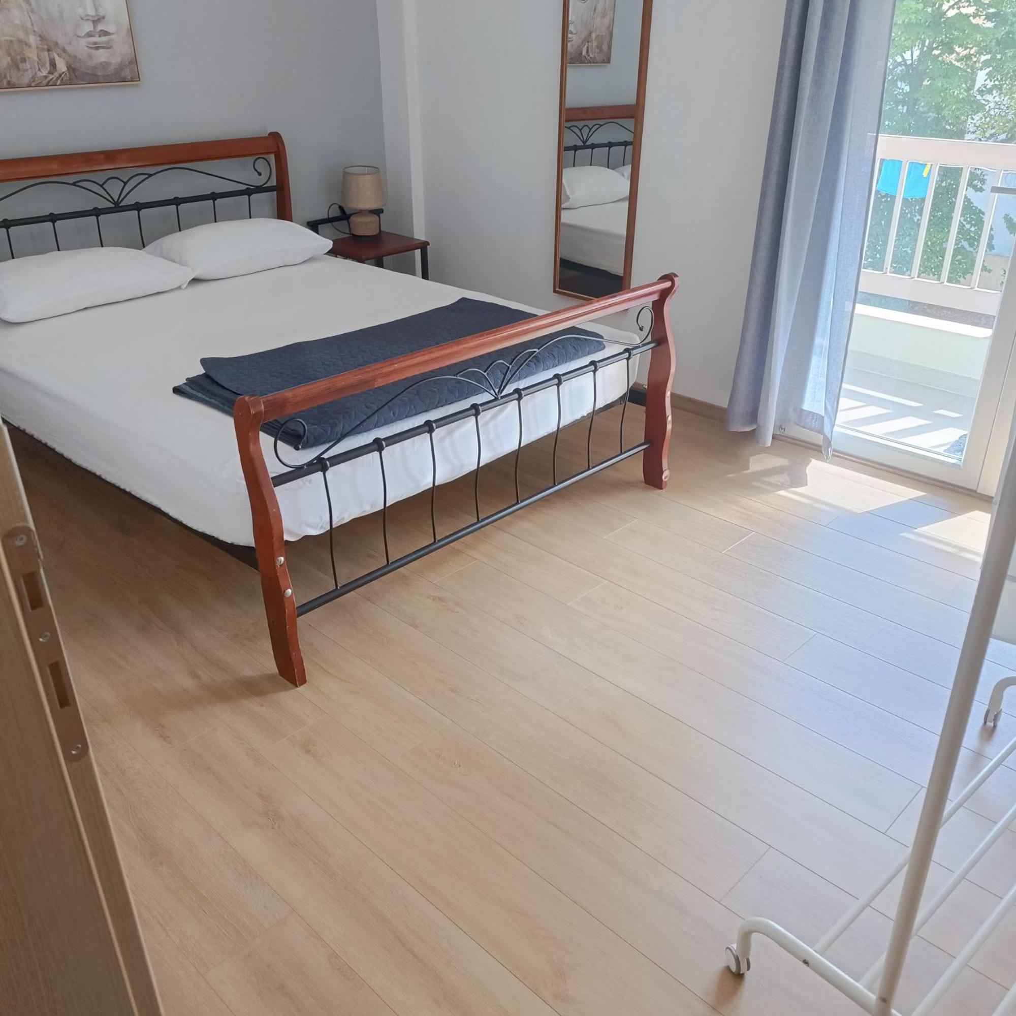 Comfort Corner 75M2 100Mbs Salonic Exterior foto